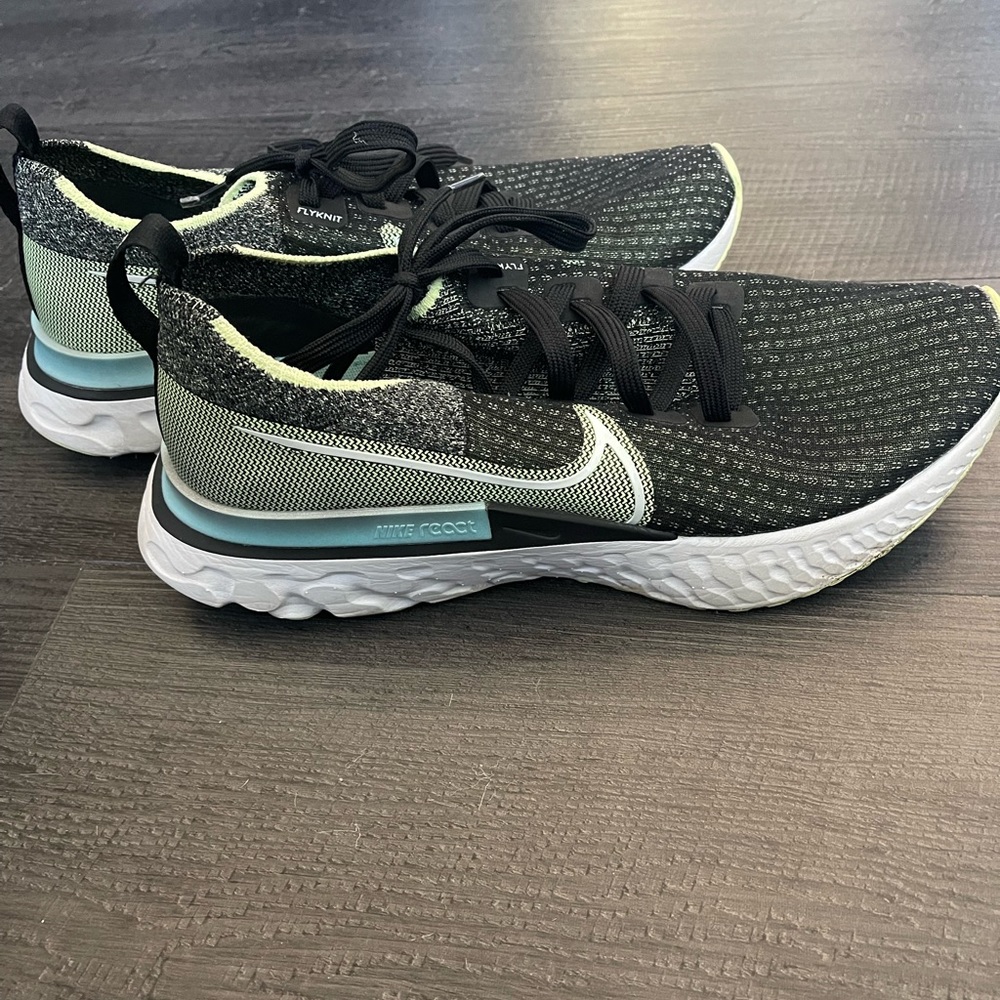 Nike React Infinity Run Flyknit